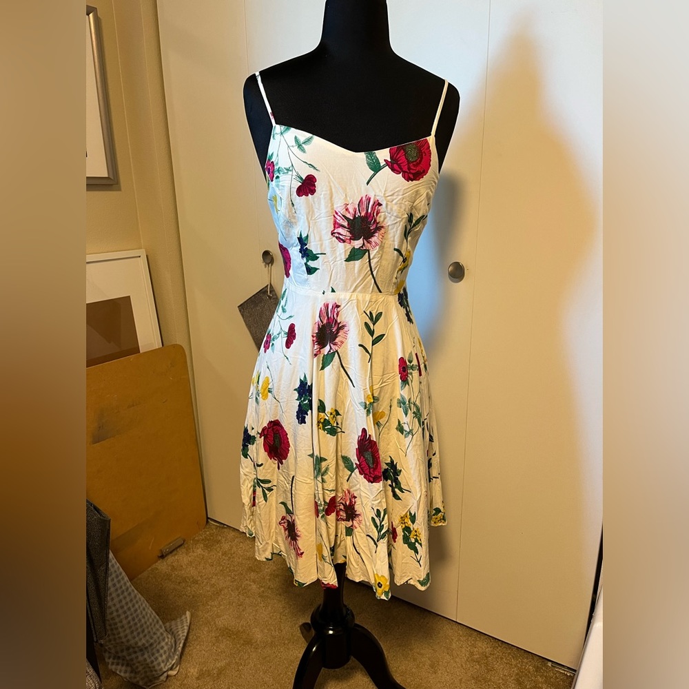 Old Navy White Floral Sundress